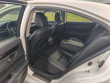 Lexus ES, 2013г, передний привод, автомат