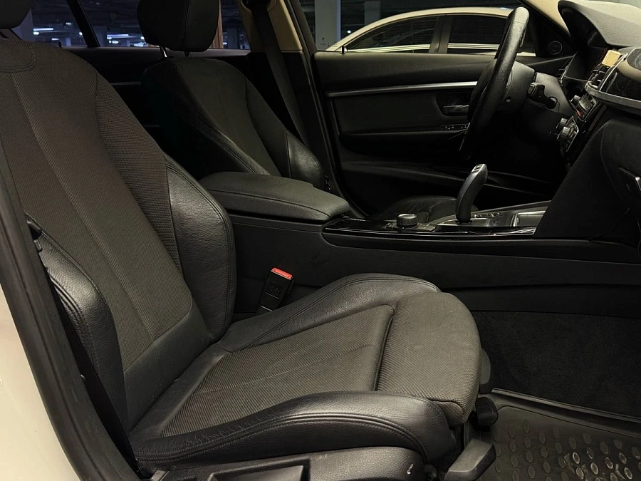 BMW 3 серии, 2016г., полный привод, автомат
