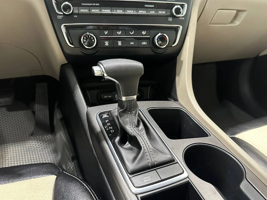 Kia Optima, 2018г., передний привод, автомат