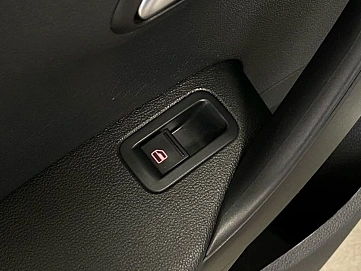 Volkswagen Polo, 2019г, передний привод, механика