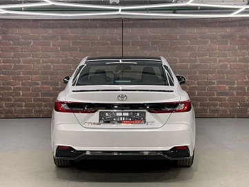 Toyota Camry, 2025г, передний привод, вариатор