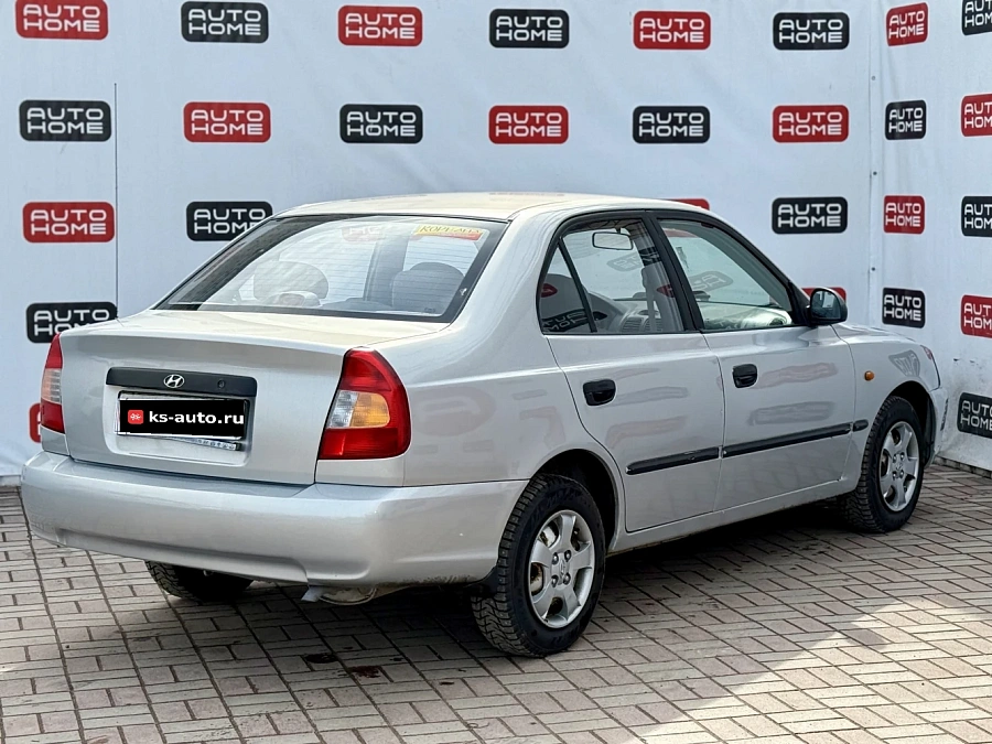 Hyundai Accent, 2010г., передний привод, механика