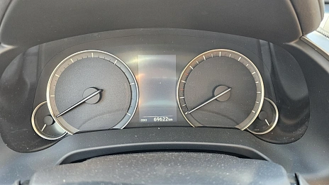 Lexus RX, 2021г, полный привод, автомат