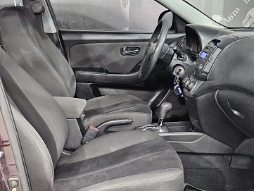 Hyundai Elantra, 2010г, передний привод, автомат