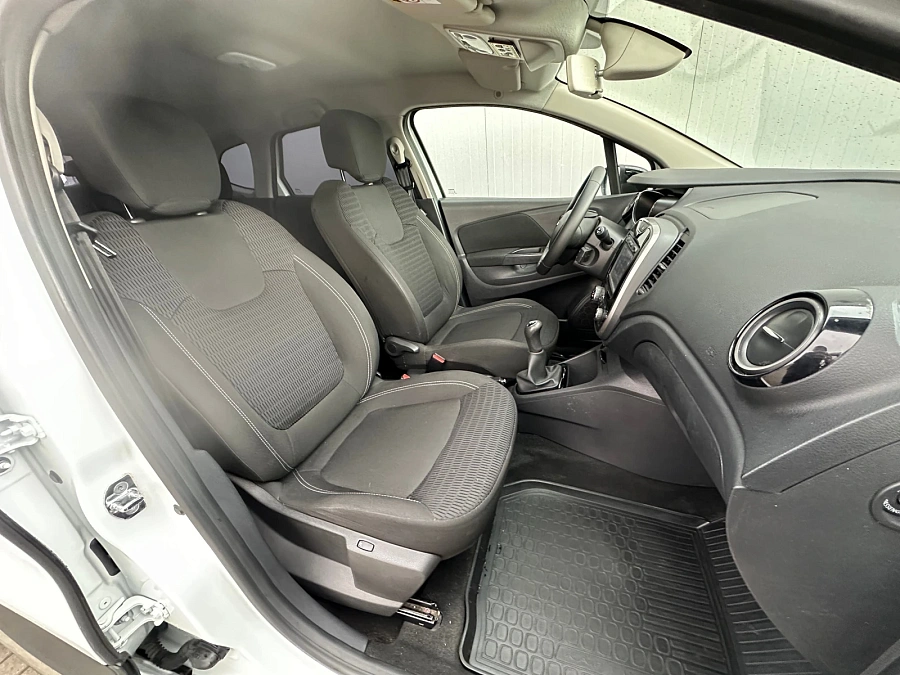 Renault Kaptur, 2017г., передний привод, механика