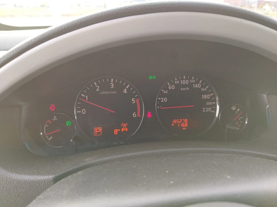 Nissan Pathfinder, 2012г., полный привод, автомат