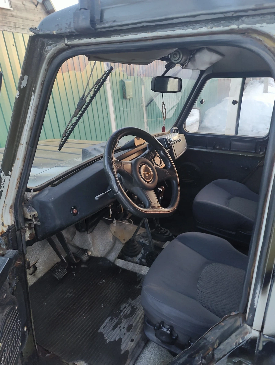 УАЗ 3151, 1996г., полный привод, механика