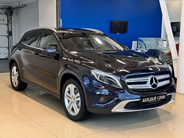 Mercedes-Benz , 2015г., полный привод, робот
