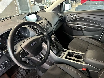 Ford Kuga, 2019г, передний привод, автомат