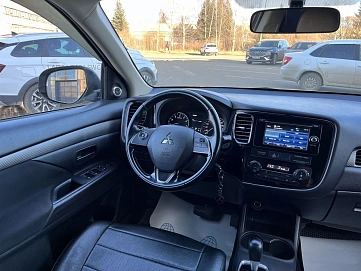 Mitsubishi Outlander, 2015г, полный привод, вариатор