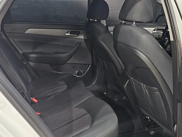 Hyundai Sonata, 2018г, передний привод, автомат