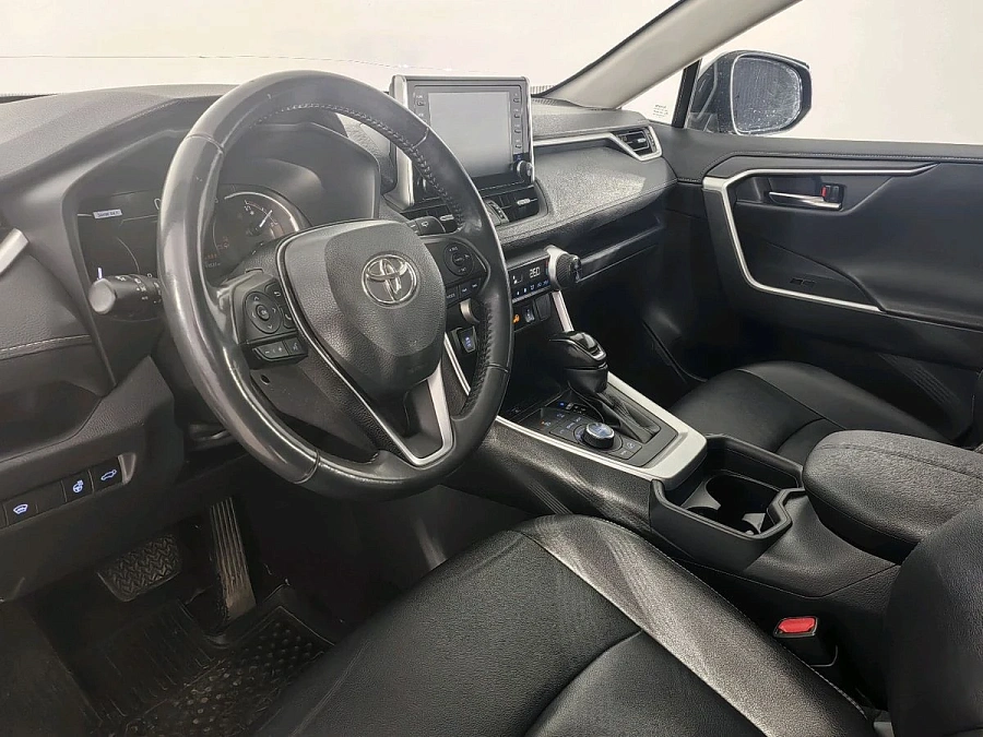 Toyota RAV4, 2021г., полный привод, автомат