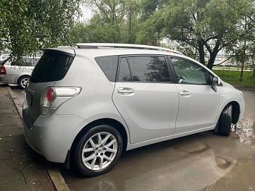 Toyota Verso, 2009г, передний привод, вариатор