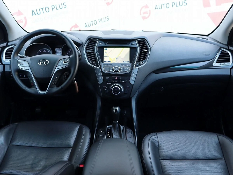 Hyundai Santa Fe, 2015г., полный привод, автомат