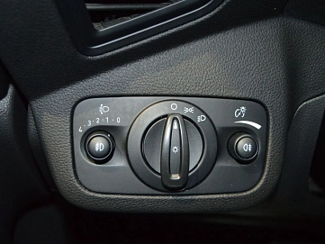 Ford Kuga, 2017г, передний привод, автомат