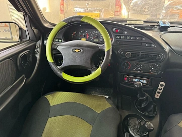 Chevrolet Niva, 2008г, полный привод, механика