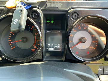 Suzuki Jimny, 2020г, полный привод, автомат
