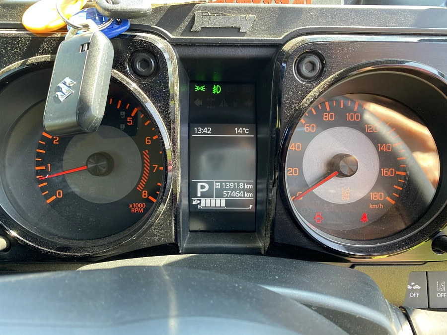 Suzuki Jimny, 2020г., полный привод, автомат