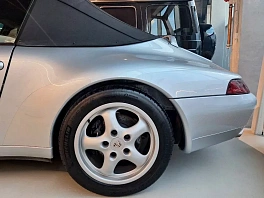 Porsche 911, 1995г, задний привод, автомат