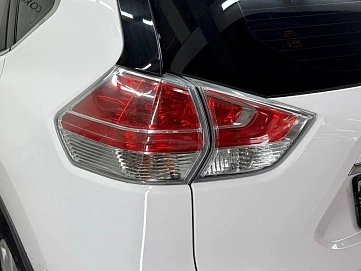 Nissan X-Trail, 2015г, передний привод, механика