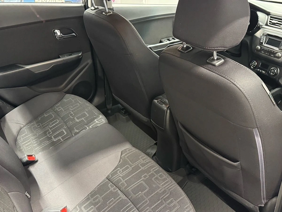 Kia Rio, 2013г., передний привод, механика