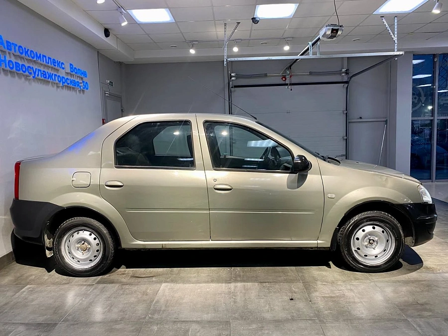 Renault Logan, 2013г., передний привод, механика
