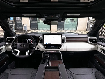 Toyota Sequoia, 2025г, полный привод, автомат