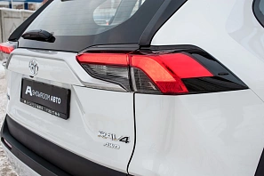 Toyota RAV4, 2025г, полный привод, вариатор