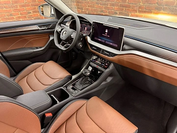 Skoda Kodiaq, 2025г, полный привод, робот