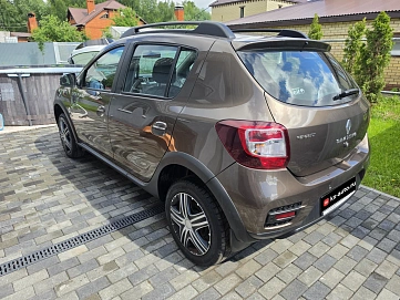 Renault Sandero, 2018г., передний привод, вариатор