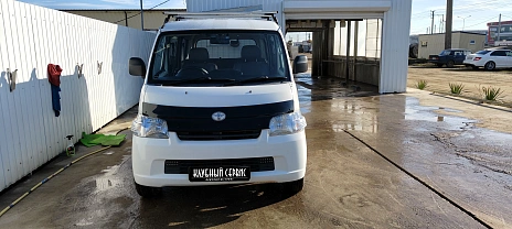 Toyota Town Ace, 2010г, задний привод, автомат