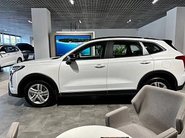 Haval Jolion, 2024г, передний привод, робот