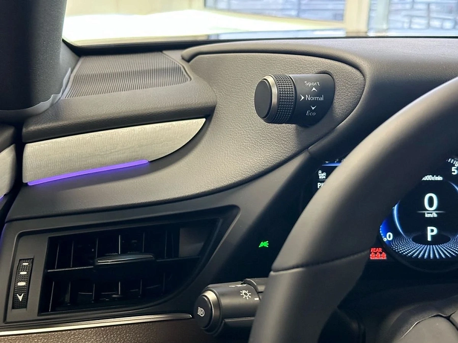 Lexus ES, 2025г., передний привод, вариатор