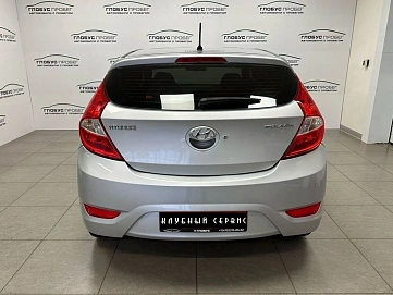 Hyundai Solaris, 2012г, передний привод, механика