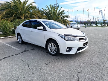 Toyota Corolla, 2014г, передний привод, вариатор