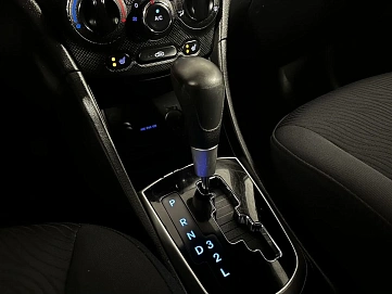 Hyundai Solaris, 2011г, передний привод, автомат