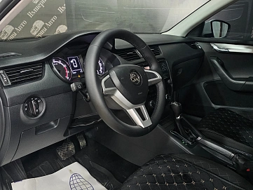 Skoda Octavia, 2019г, передний привод, автомат
