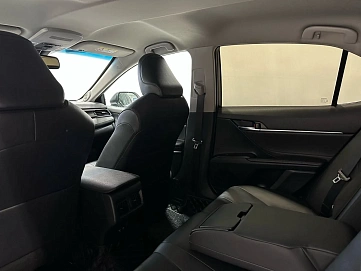Toyota Camry, 2021г, передний привод, автомат