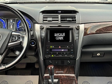 Toyota Camry, 2015г, передний привод, автомат
