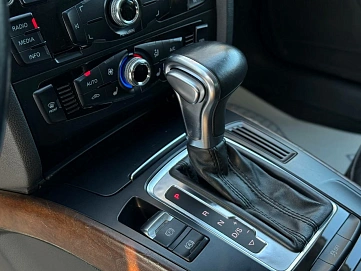 Audi A4, 2014г, передний привод, вариатор