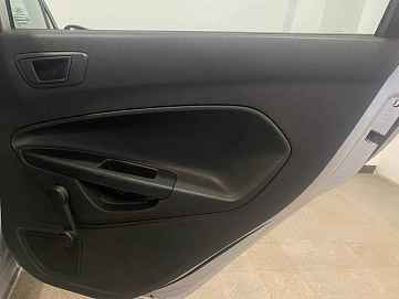 Ford Fiesta, 2015г, передний привод, механика