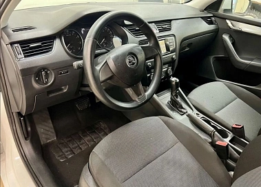 Skoda Octavia, 2016г, передний привод, автомат