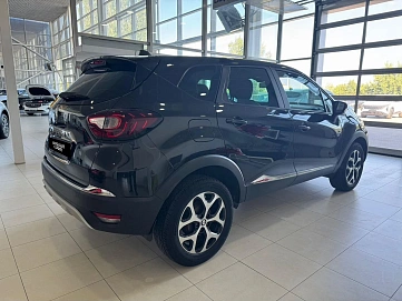 Renault Kaptur, 2019г, передний привод, вариатор