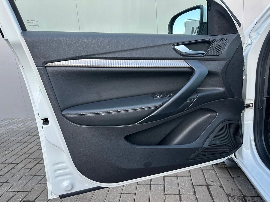 Lada (ВАЗ) Vesta, 2023г., передний привод, механика