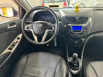 Hyundai Solaris, 2012г, передний привод, механика