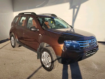 Renault Duster, 2012г, полный привод, механика