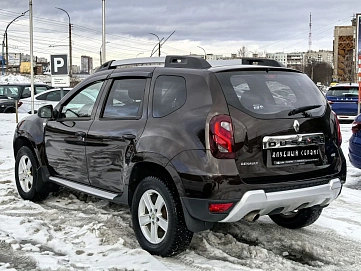 Renault Duster, 2017г, полный привод, автомат