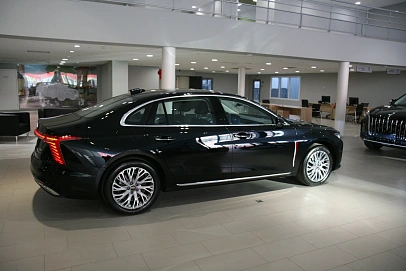 Hongqi H5, 2024г, передний привод, автомат
