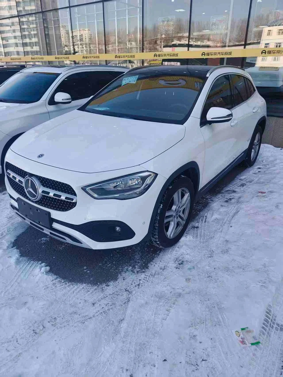 Mercedes-Benz GLA, 2021г., передний привод, робот