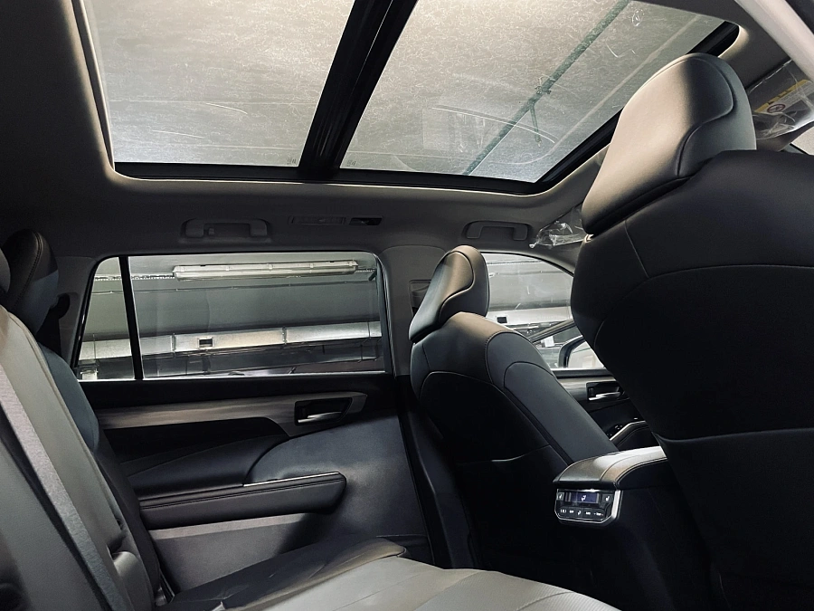 Toyota Highlander, 2025г., полный привод, автомат